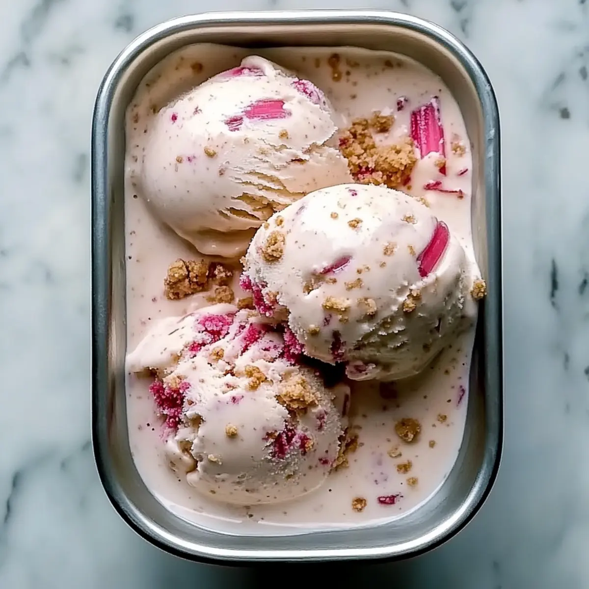 Delicious Rhubarb Crumble Ice Cream